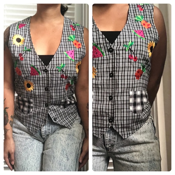 Vintage Fruit Vest - Picture 2 of 8